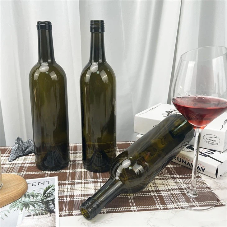 Wholesale Dark Green Glass Wine Bottles